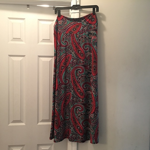 Maxi Paisley/Floral Skirt - Picture 2 of 3